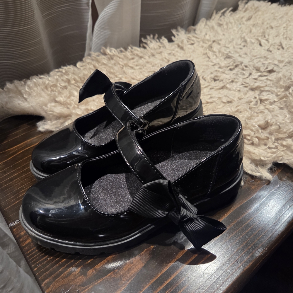 H&M Shiny Black Kids Dress Shoes with Bow